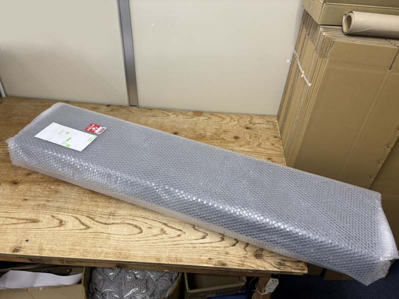 緩衝シートに守られたハードガンケース