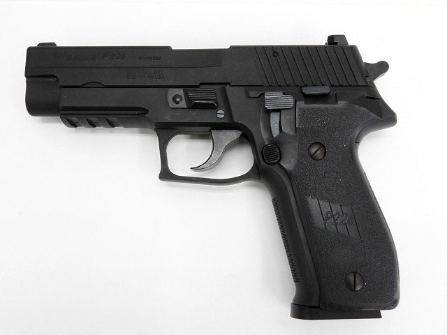 [タナカ] SIG SAUER P226 レイルドフレーム HW