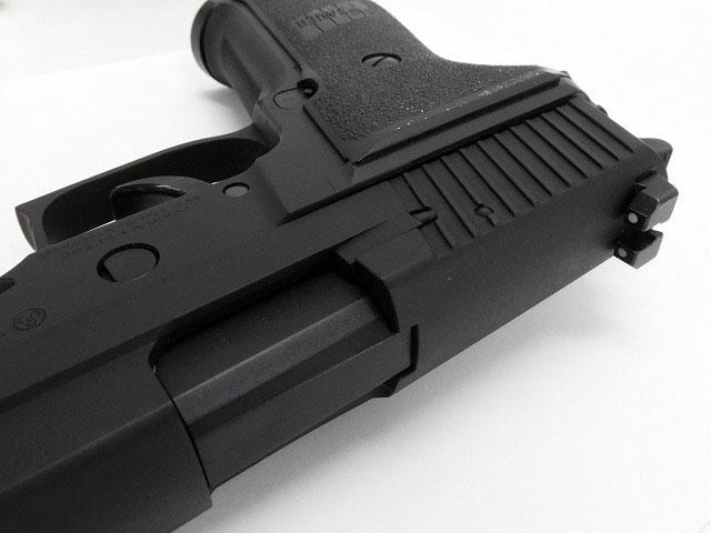 [タナカ] SIG SAUER P226 レイルドフレーム HW