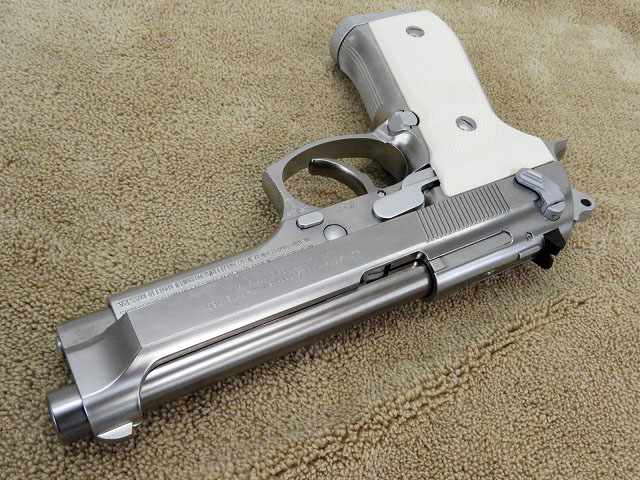 [ウエスタンアームズ] ベレッタ M92FS プレミアムエディション シルバーポリマー