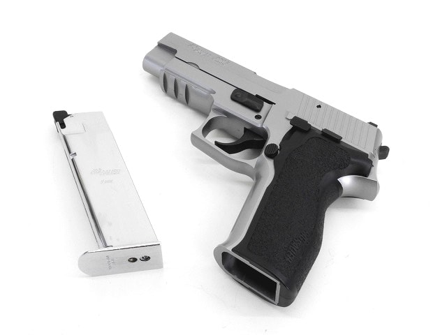 [東京マルイ] SIG SAUER P226 E2 ステンレス
